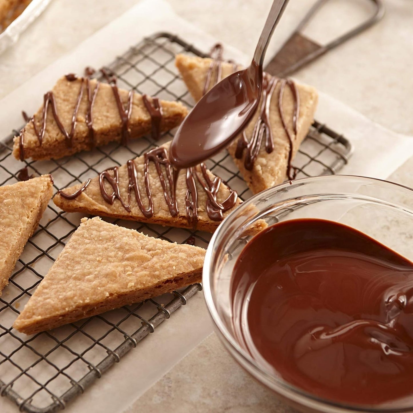 McCormick Gourmet Saigon Cinnamon – Artisan Organic Spice for Specialty Coffee and Tea Pairings
