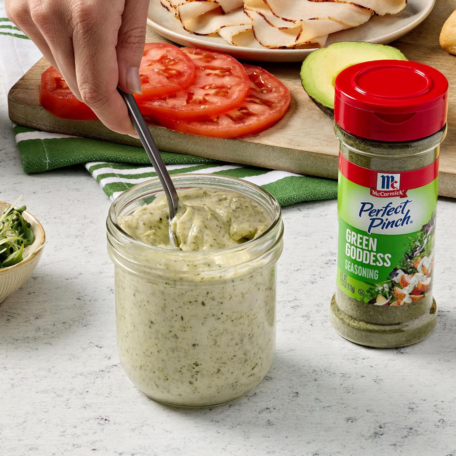 McCormick Perfect Pinch Green Goddess – Flip-Top Shaker for Picnic Tables, Picnics, and Outdoor Salad Bars