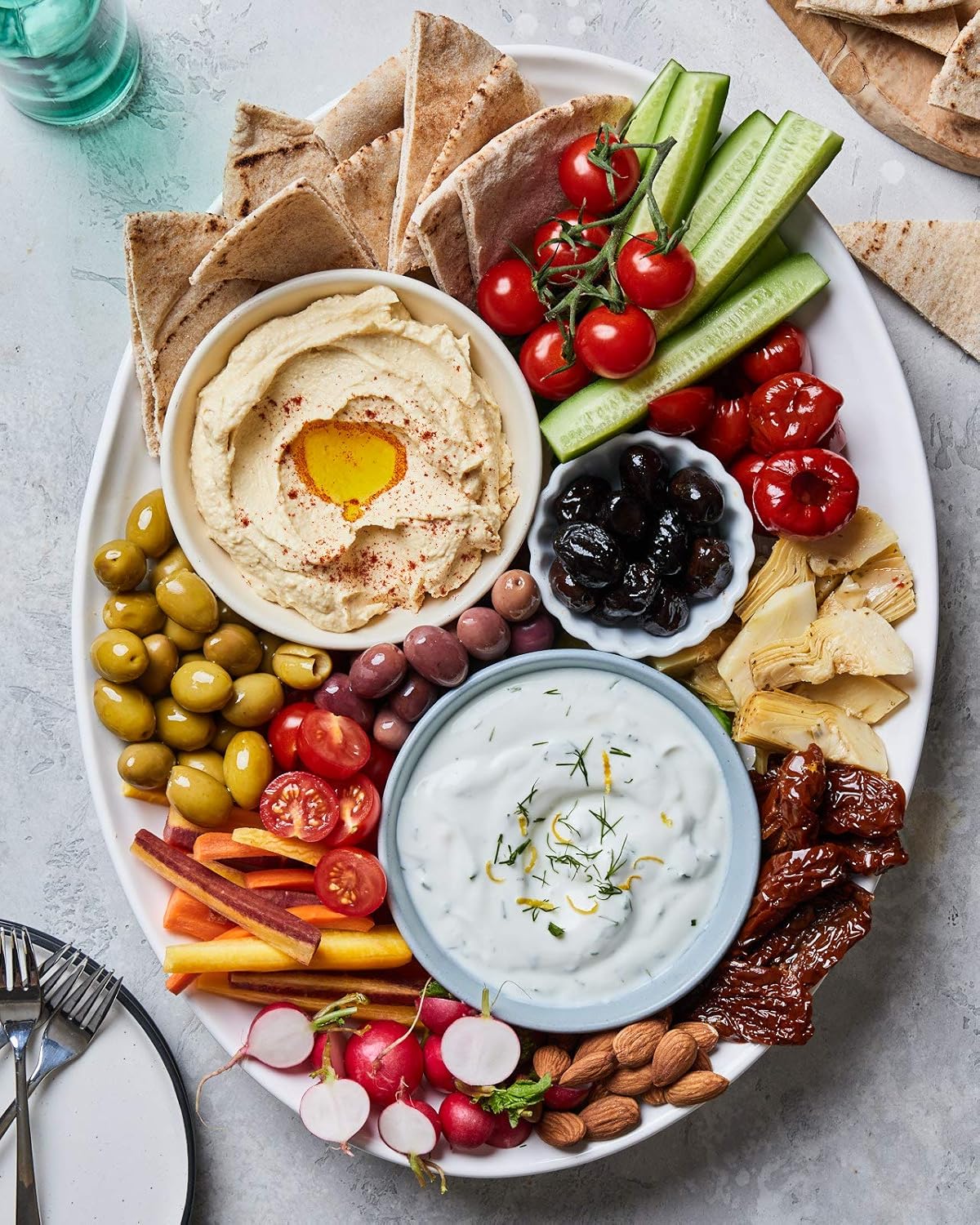 Mina Premium Handpicked Olives – Neutral, Understated Mezze Addition for a Less-Is-More Table