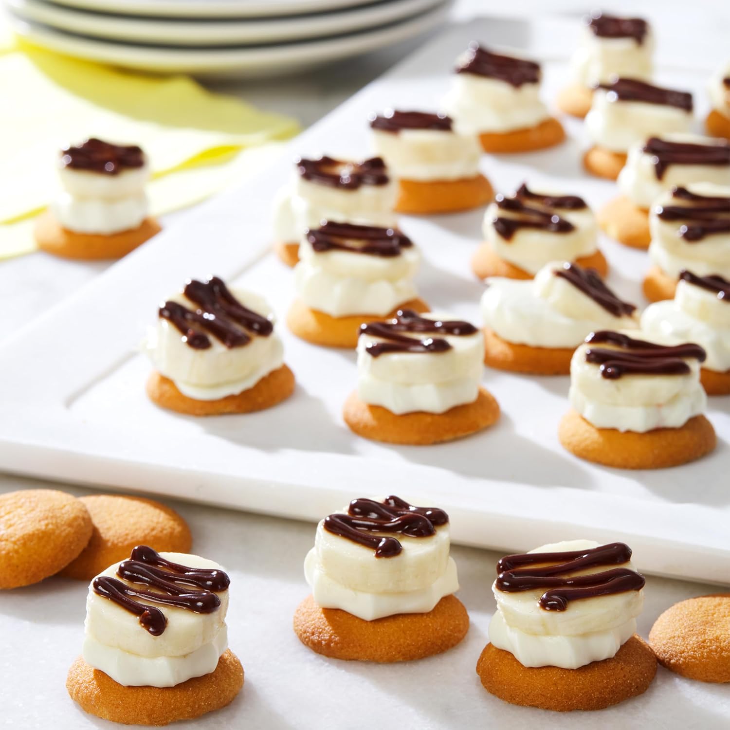 NILLA Wafers Cookies, Vanilla Wafers Afternoon Mindfulness Treat, Vanilla Dessert Wafers Paired with Herbal Tea