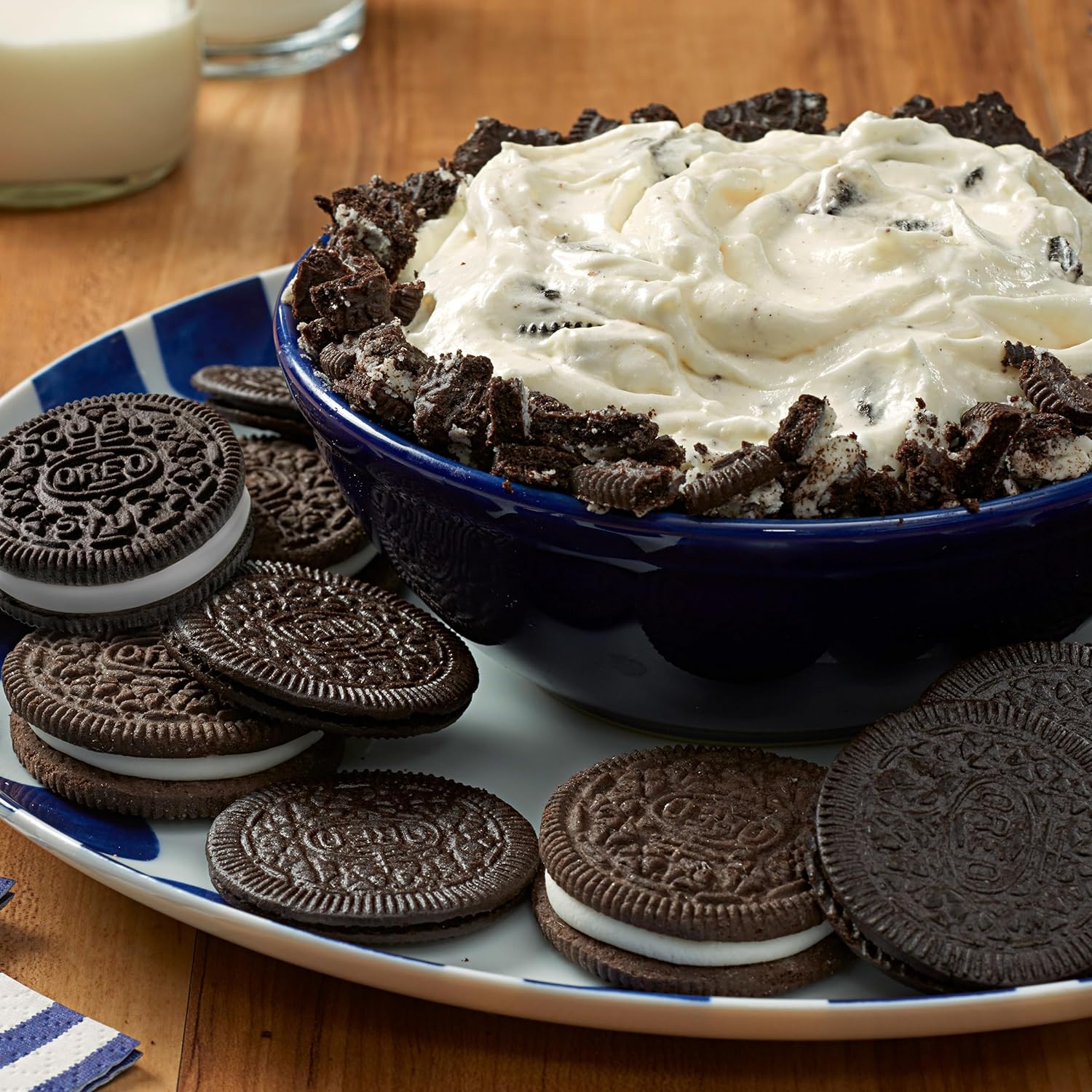 OREO Mega Stuf Sandwich Cookies, Bulk 25.35 oz – Tailgate and Park Day Treat for On-the-Go Snacking